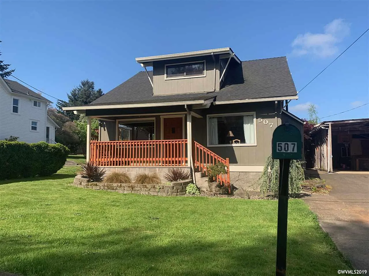 507 Norway St photo 1