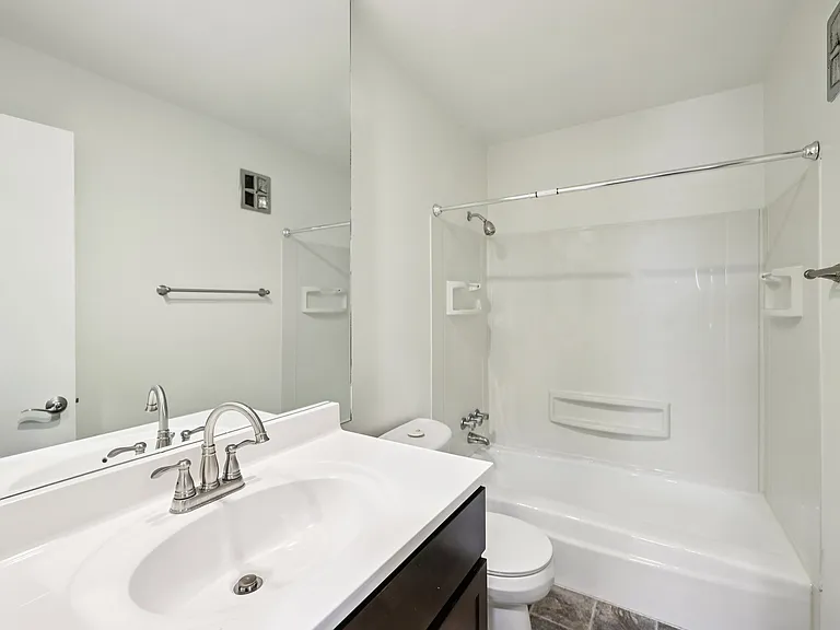 Lexington Hills Apartments — Photo 87