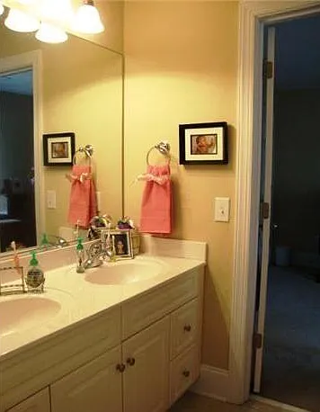 6608 Barton Creek Ct — Photo 11