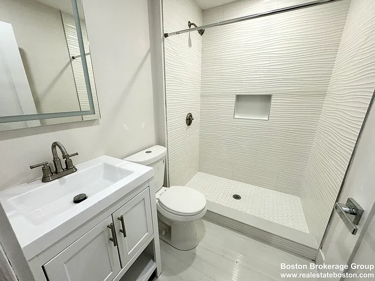 72 Belden St #1 — Photo 8