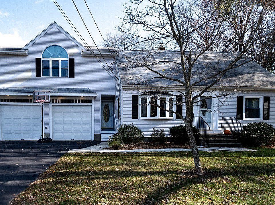1st image of 77 Winter St