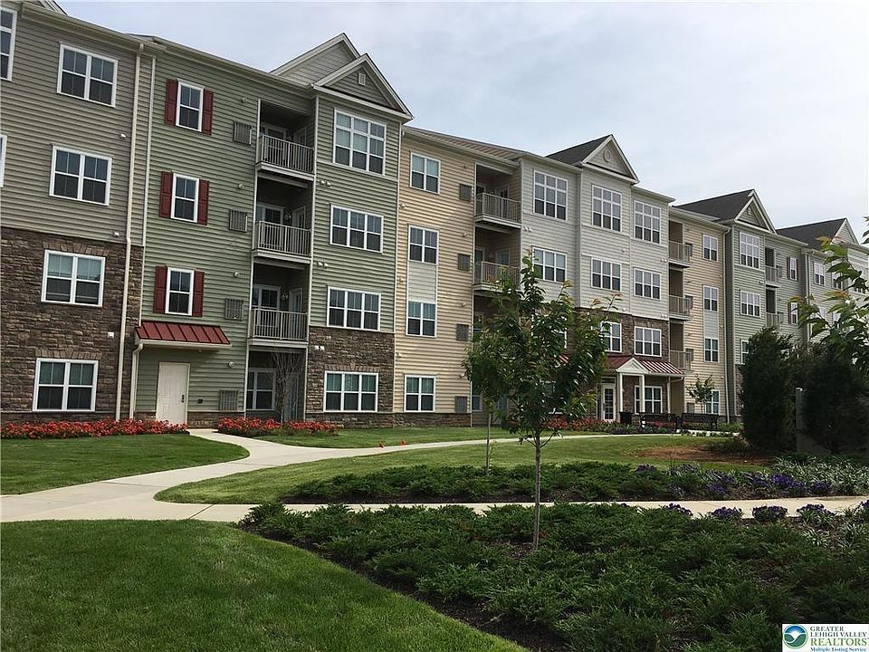 1st image of 311 Robert Morris Blvdspruce Spruce