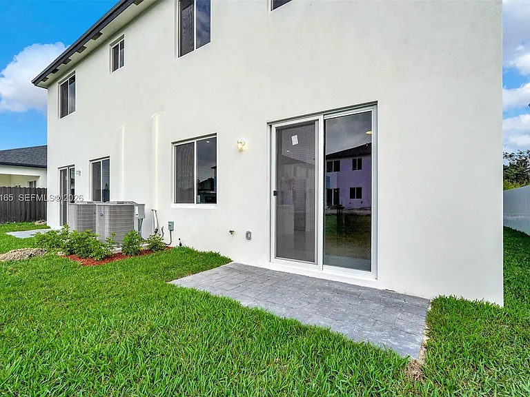 22555 SW 125th Ave #13A — Photo 47