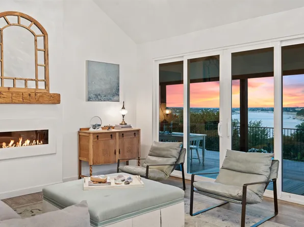 2449 Crosswind Dr, Spicewood, TX 78669