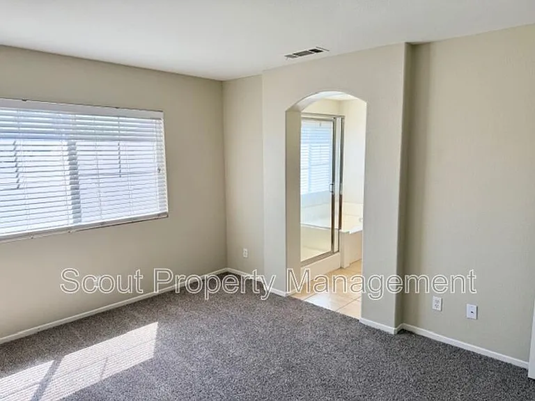 43174 Teramo St — Photo 25