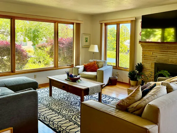 (undisclosed Address), Santa Cruz, CA 95060