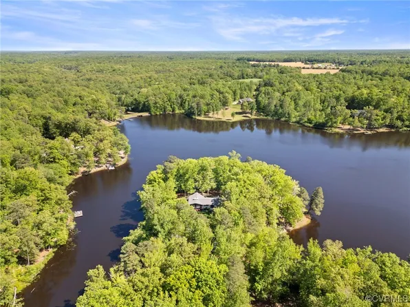 3497 Lake View Rd, Mechanicsville, VA 23111