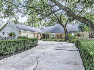 11807 Laneview Dr, Houston, TX 77070