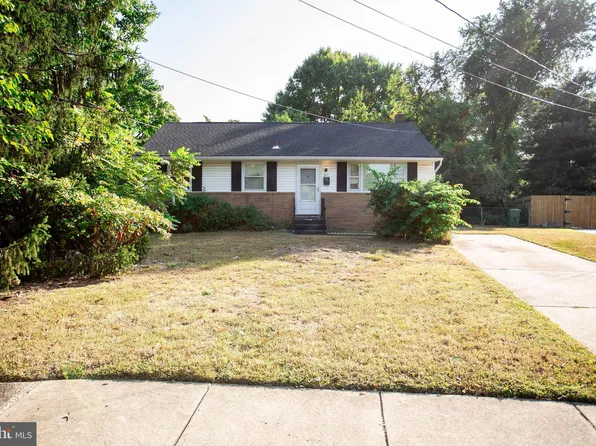 311 Veterans Dr, Palmyra, NJ 08065