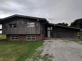 1680 Persimmon Ave, Mulberry grove, IL 62262