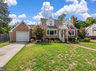 315 Lilac Ln, Delanco, NJ 08075