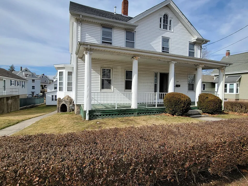 22 Newton Ave #2