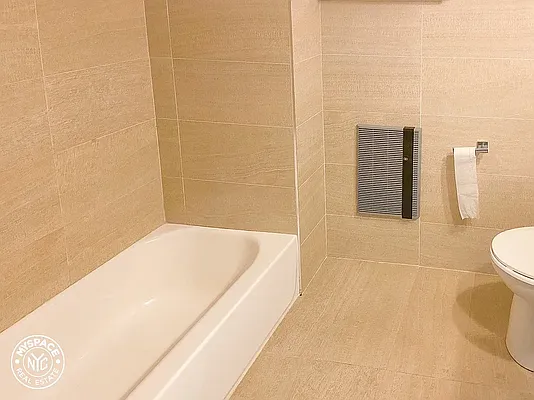 Rented by MySpaceNYC | media 6