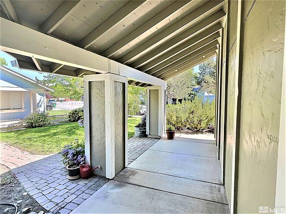 4th image of 1376 Coachman Dr
