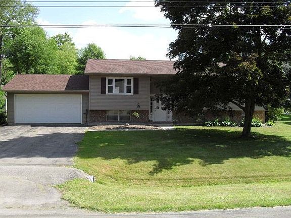 2nd image of 12425 Walnut Dr