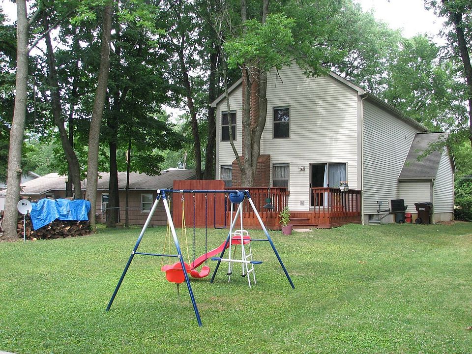 2nd image of 139 Llewellyn Ave
