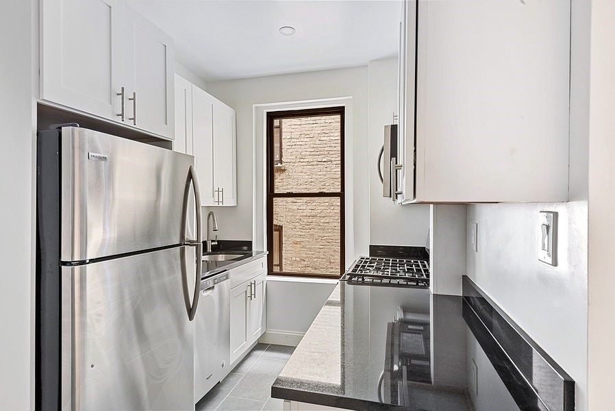 1st image of 640 W 171st St APT 3B