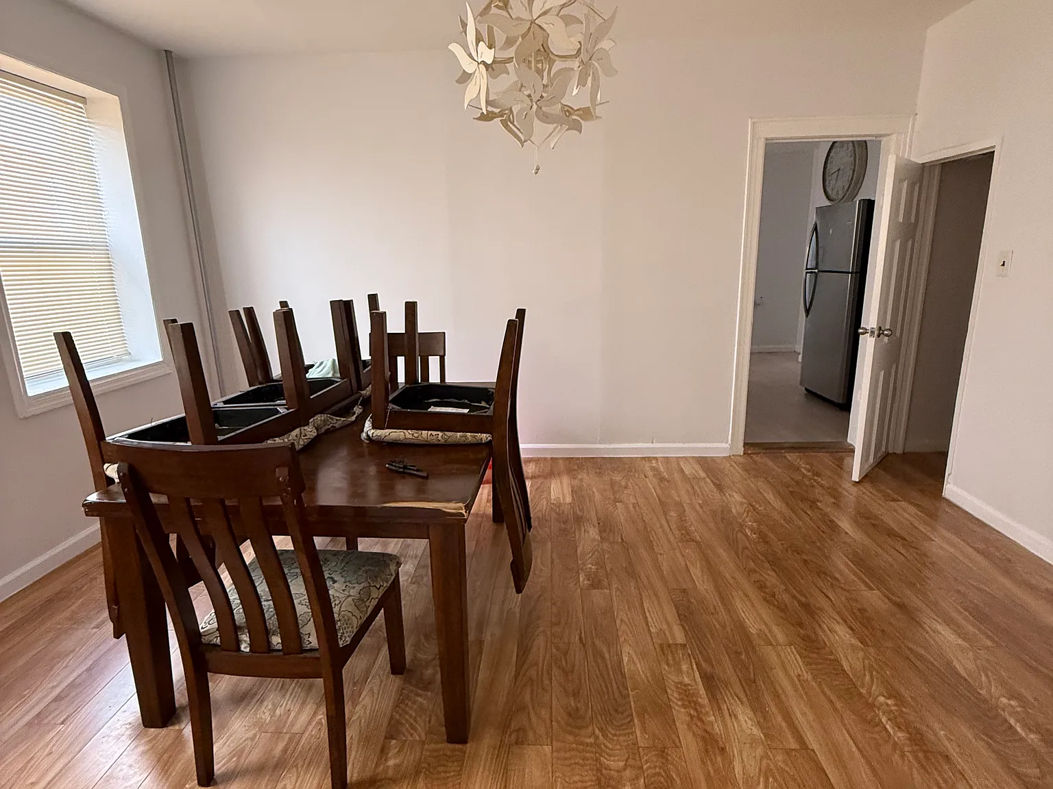 3 bed, 800 sqft, $2,800 — Photo 2