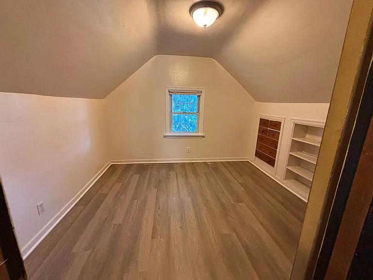 3106 Southern Dr — Photo 12