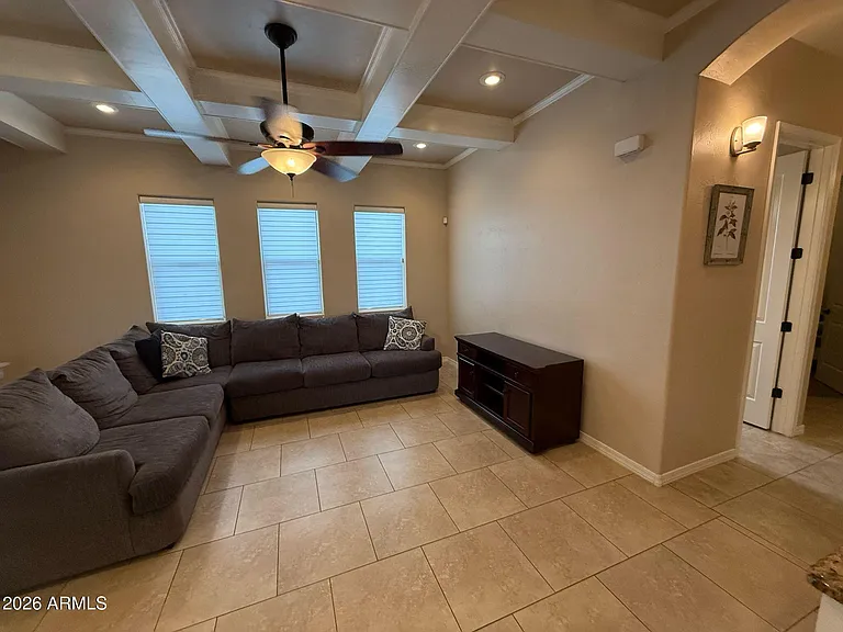 2932 E Acacia Ct — Photo 16