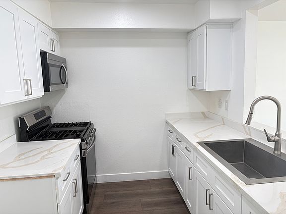 4th image of 1029 Elden Ave APT 203