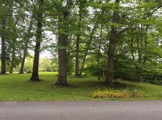 Forest Beach St, Dowagiac, MI 49047
