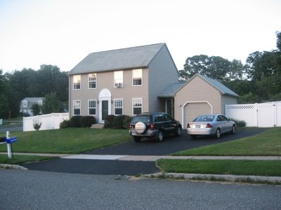 5 Bentley Dr, Manchester, CT, 06042