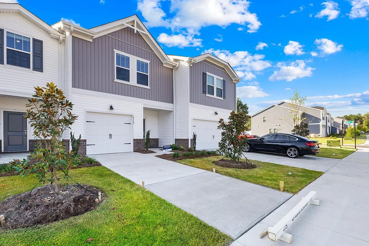 Building Photo - 4163 Summit Woods Dr