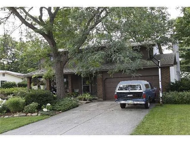 1131 Matterhorn Dr photo 1