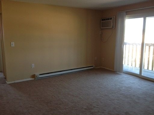 2nd image of 33001 Vine St