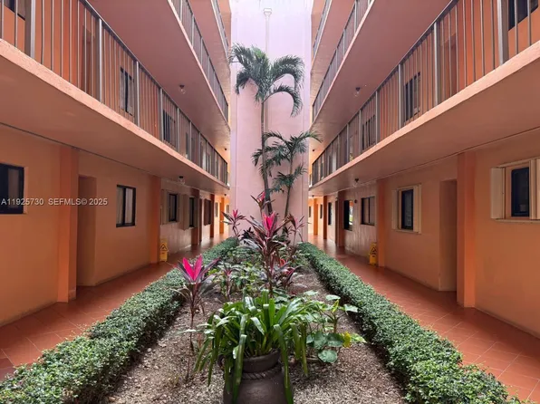 8600 SW 133rd Avenue Rd APT 310, Miami, FL 33183