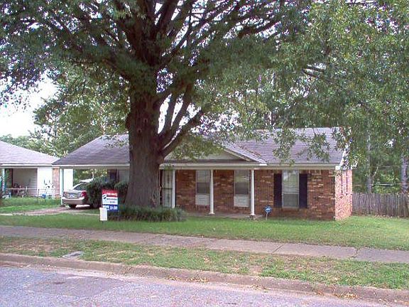 View of the front of the home..