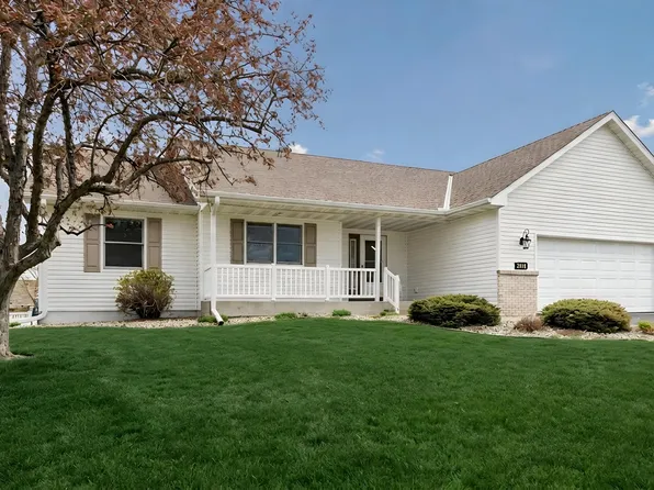 2409 Burl Oak Curv, Hudson, WI 54016