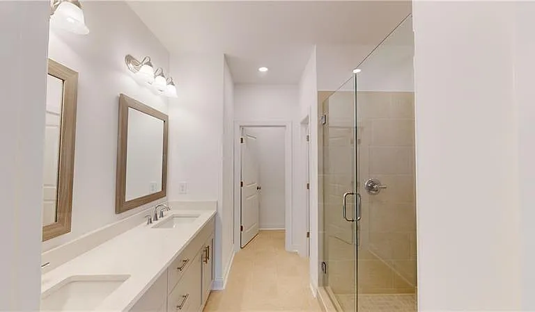 141 Basil St — Photo 24