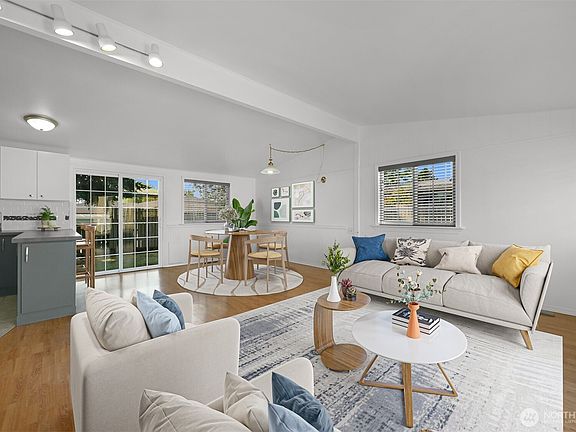 5th image of 2267 Hawthorne Street