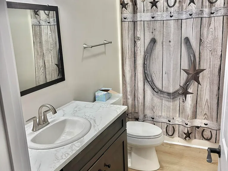 1023 Justus Dr — Photo 9
