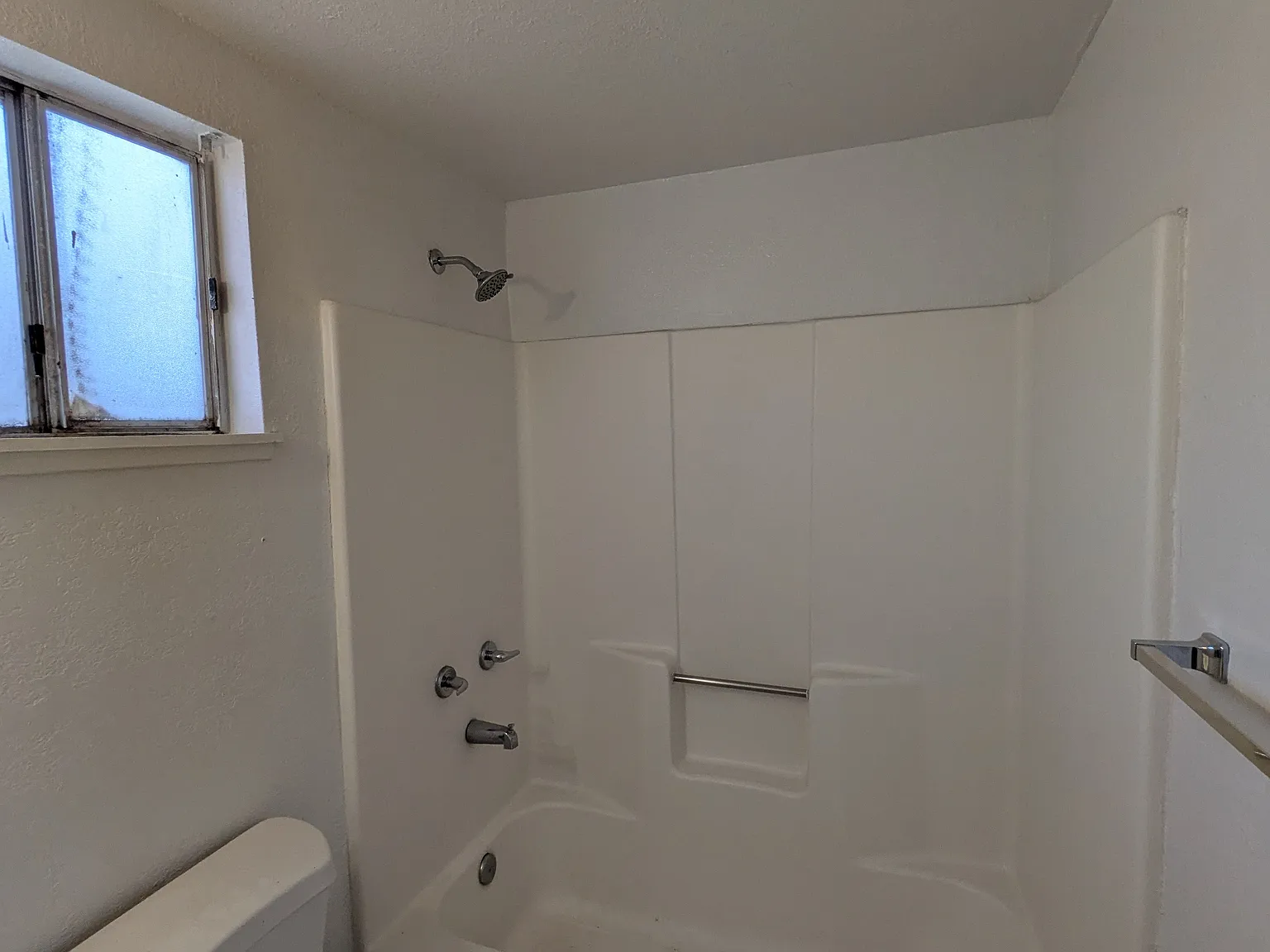 1 bed, 600 sqft, $950 — Photo 4