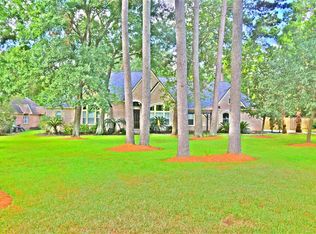 721 Mountain View Dr, Montgomery, TX 77356