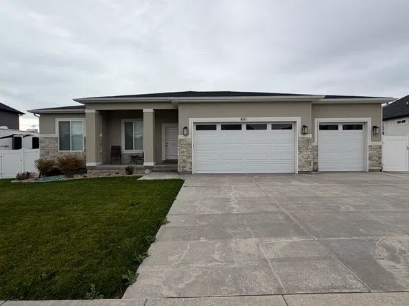 651 W Baxter Ln, Saratoga Springs, UT 84045