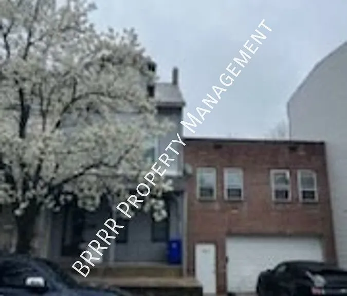 639 Church St #1 — Photo 2