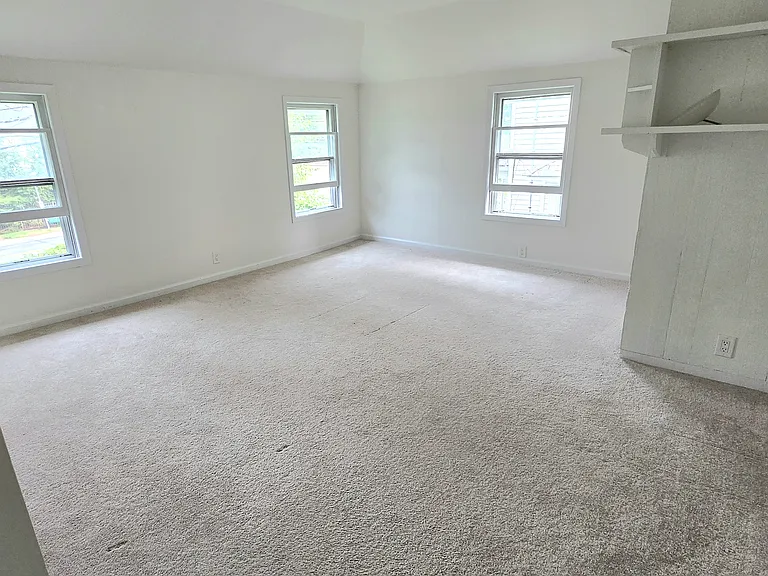 3421 Lexington Ave #2 — Photo 9