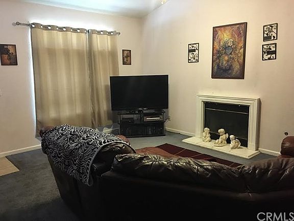 2nd image of 601 Ravenswood Ct