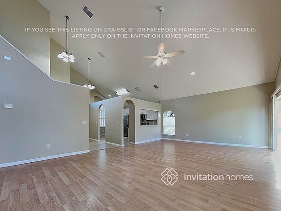 4th image of 27439 Breakers Dr