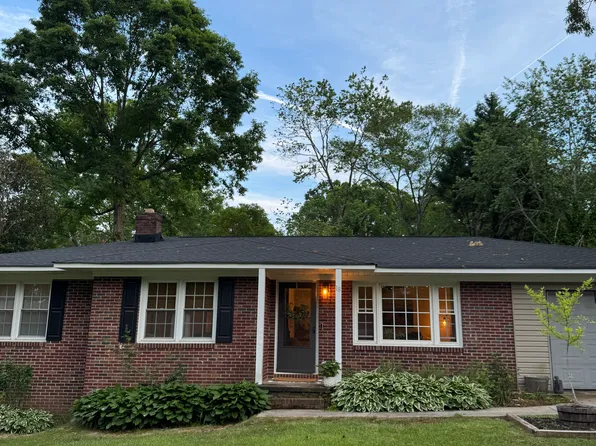 (undisclosed Address), Greenville, SC 29605