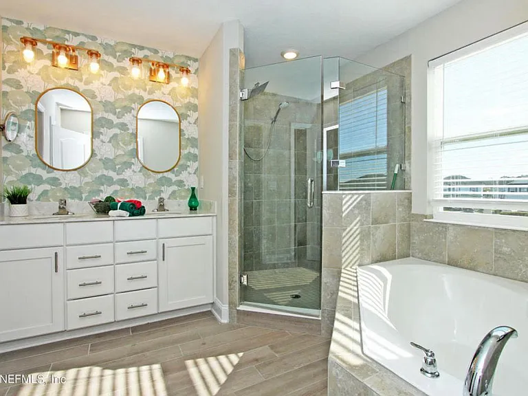 242 Silverleaf Village Dr — Photo 10