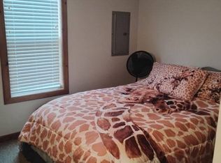 124 Canal St APT 4, Delaware City, DE 19706