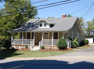 131 Oak Summit Rd, Winston Salem, NC 27105