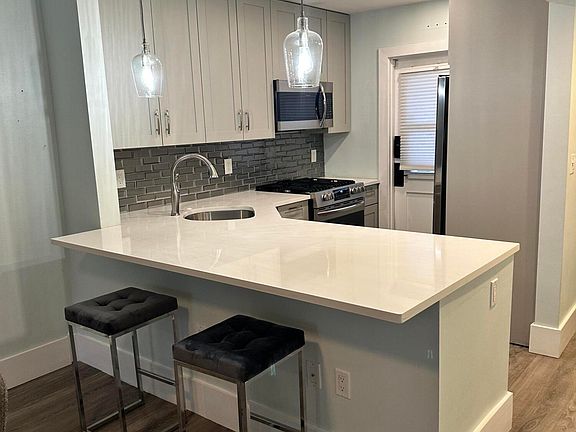 2nd image of 200 E Royal Palm Rd #4080