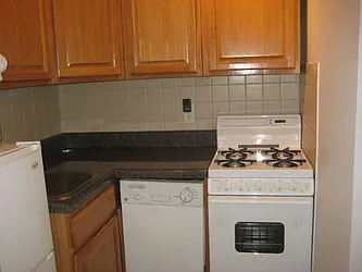 Rented by Green Line Realty