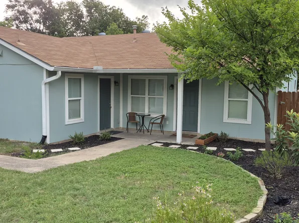 7203 Providence Ave #B, Austin, TX 78752